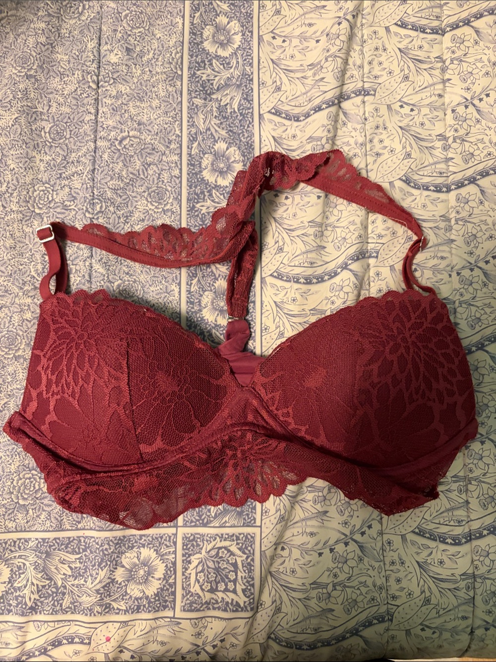 Victoria's Secret Floral Lace Push-Up Bra in Wine